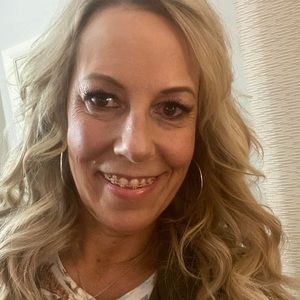 Meet your Posher, Heidi